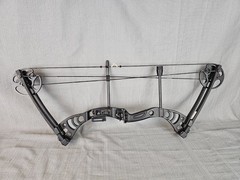 Man Kung Aurora Adjustable Compound Bow 30-55lb 19-29″ Draw MK-CB50BK – RH