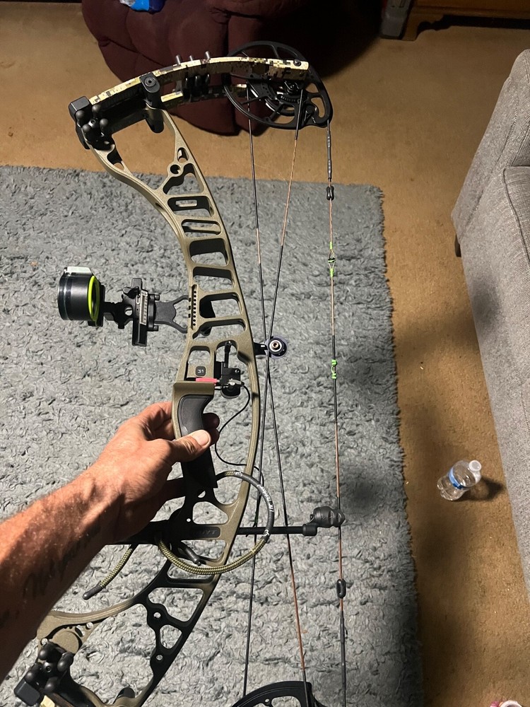 hoyt vtm 31 compound bow