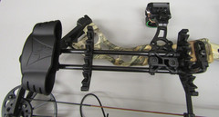 Bear Vast Compound Bow 20-30″ Draw Length 70lbs w/ sight, quiver + more