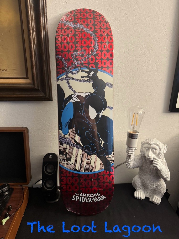 RARE HUF x Marvel Spider-Man limited 300 Red Glitter Foil 8.25 Skateboard Deck