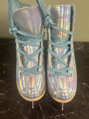 Candi Girl Ice Skates Size 4 Hologram Chameleon Multicolor