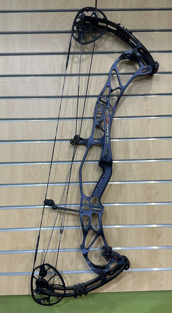 LEFT HANDED Hoyt Pro Force 30-40 Lbs 32″-29″ Draw Length