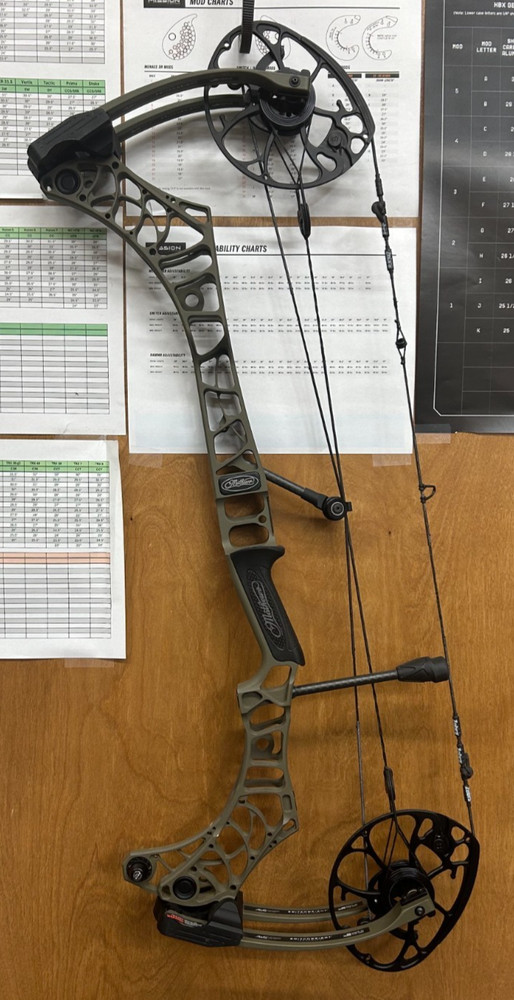 Mathews V3X 29 Compound Bow RH 27″ 70lb Ambush Green 4430776