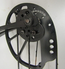 Bear Vast Compound Bow 20-30″ Draw Length 70lbs w/ sight, quiver + more