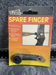 Vintage Game Tracker Spare Finger Bow Hunting Archery Arrow Holder