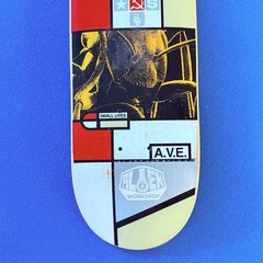 Vintage Alien Workshop A.V.E. Small Lives Skateboard Deck – Rare! NOS