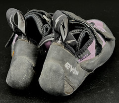 Evolv Trax XT-5 Rock Climbing Shoes Womens 8.5 Purple Black Made In USA (GG)