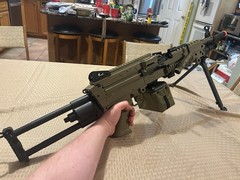 Cybergun x FN M249 MINIMI «Featherweight» Airsoft Machine Gun W/ A&K 1500rd Box
