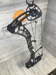 New Xpedition Xlite 31 60-70# Mossy Oak Bottomlands Right Handed