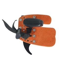 Southland Archery Supply SAS Elite Aluminum Suede and Leather Finger Tab