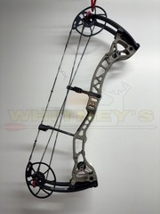 Bowtech CP28 – Right Hand – 70lbs – 24.5″-30″ – Black/Flat Dark Earth