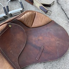 RARE ZALDI Close Contact Saddle – Bentley II – 17″ – Quality Leather – Spain