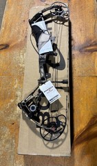 Bowtech Solution LH 70# MOBUC Compound *NEW IN BOX W/ FULL WARRANTY*