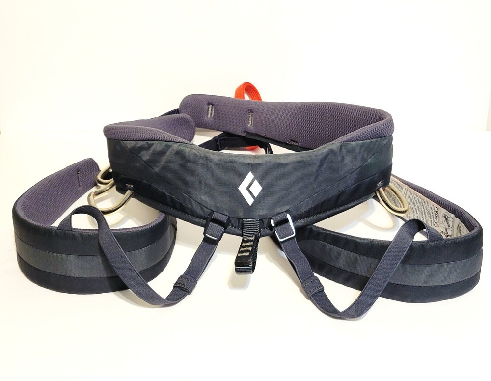 Black Diamond Momentum Climbing Harness Sz XL 36″-39″ Padded Adjustable Graphite