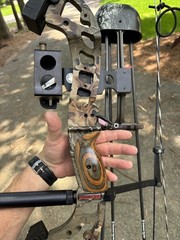 1999 Jennings Buckmaster Limited Edition Compound Bow with Plano Hard Case