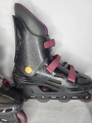 Rollerblade AstroBlade Adult Size 10 InLine Skates Astro Blade Black Purple