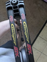 PSE Stinger ATK Right Hand Compound Bow 35lb 19in Draw Black Camo never fired
