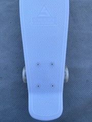 SWELL 22″ SKATEBOARD COMPLETE WHITE WASH GLOW In The Dark Light Up Wheels Video