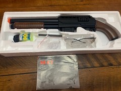 Double Eagle M47C Pump Action Super Shotgun W/ Changeable Hop Up & Loads Of Ammo