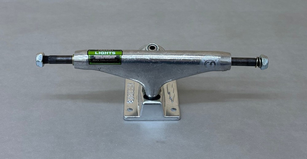 (QTY:1) Thunder Trucks Lights Polished Trucks II-148