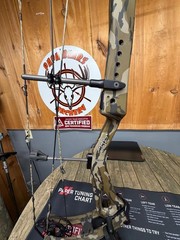PSE Mach 34 EC2, RH, 26.5-32in DL, 60-70lb DW, Custom Camo, Gas Strings