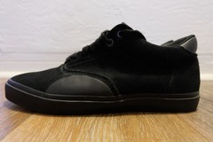 Gravis Arto Mid Black/Black Size 9 RARE
