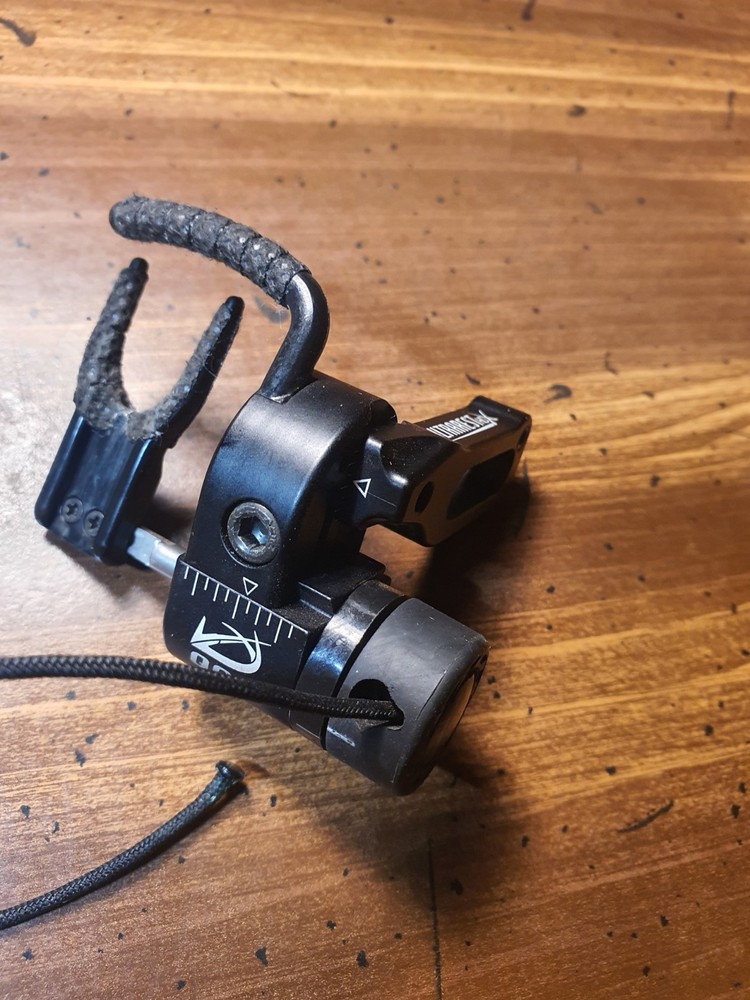 Quality Archery Design HDX Dropaway Arrow Rest