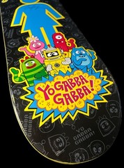 RARE SIGNED Eric Koston Yo Gabba Gabba! Girl Skateboard Deck Cartoon AUTOGRAPHED