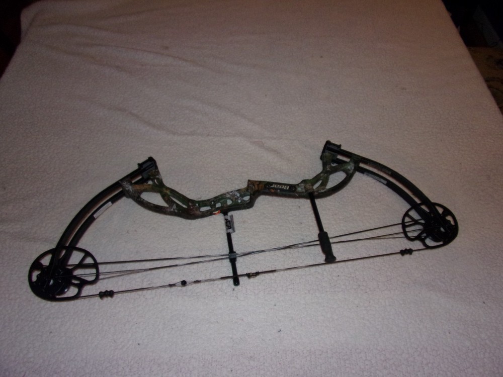 Bear Archery Cruzer G-2 Left Hand Compound Bow NICE
