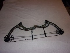 Bear Archery Cruzer G-2 Left Hand Compound Bow NICE