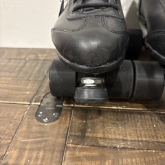 Sure Grip Cyclone black roller speed skate size 9 fits