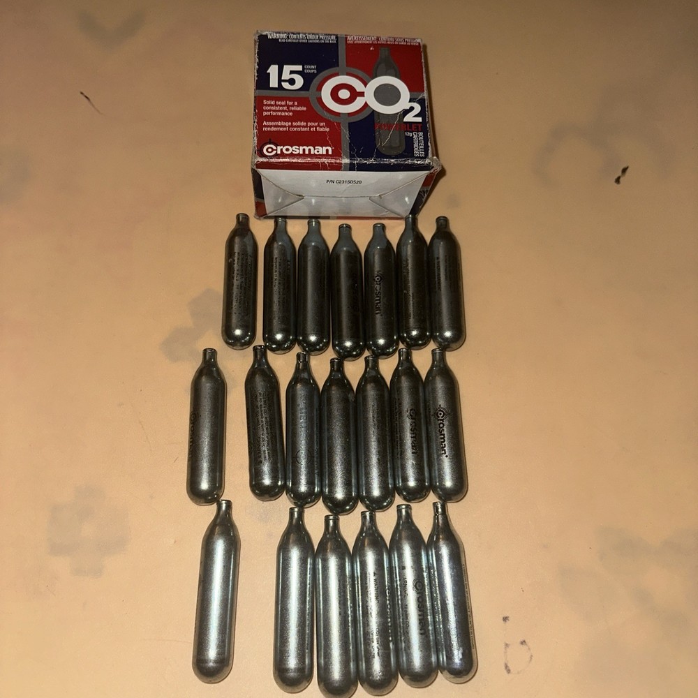 (#N64).Crosman 12g Powerlet CO2 Cartridges Standard Packaging 35 Count Preowned