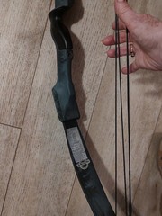Bear Archery Right Hand Recurve Bow 65 lb 31 in Draw Black/Blue MPN 647926