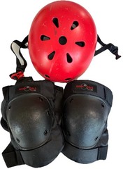 Eight Ball Knee Pads & LERUJIFL Red Helmet Set, Size S, CE Certified SET