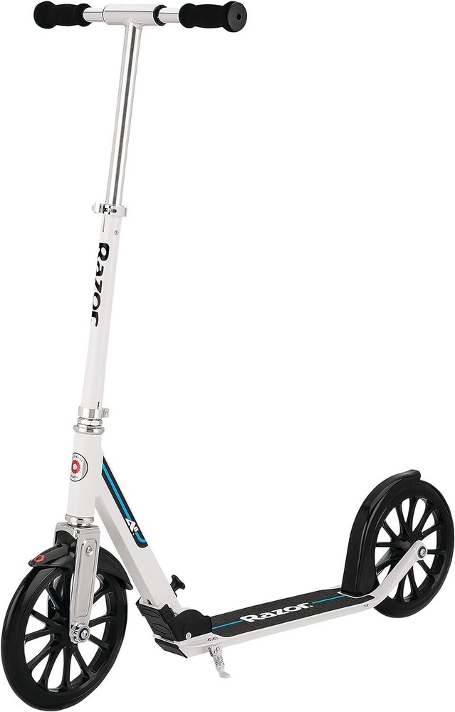 Razor A6 Kick Scooter – White – FFP One Size,