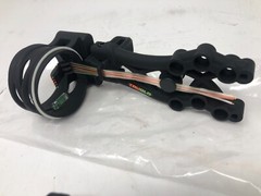 LEFT HAND Archery Set Apex Gear Quiver, TruGlo 5 Pin Sight, Hunter Ultrarest QAD