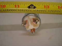 UNIVERSAL IGNITION SWITCH LOCK FLUSH MOUNT 24-VOLT 2-KEY 3 POSITION ON OFF START