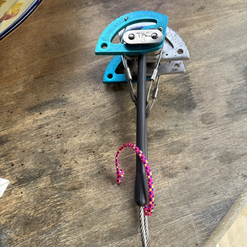 Vintage Chouinard Camalot #3 Climbing Cam Equipment