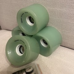 70 mm X 51 mm Light Up Skateboard Wheels Pale Green 82A W/ Bearing Unbranded LED