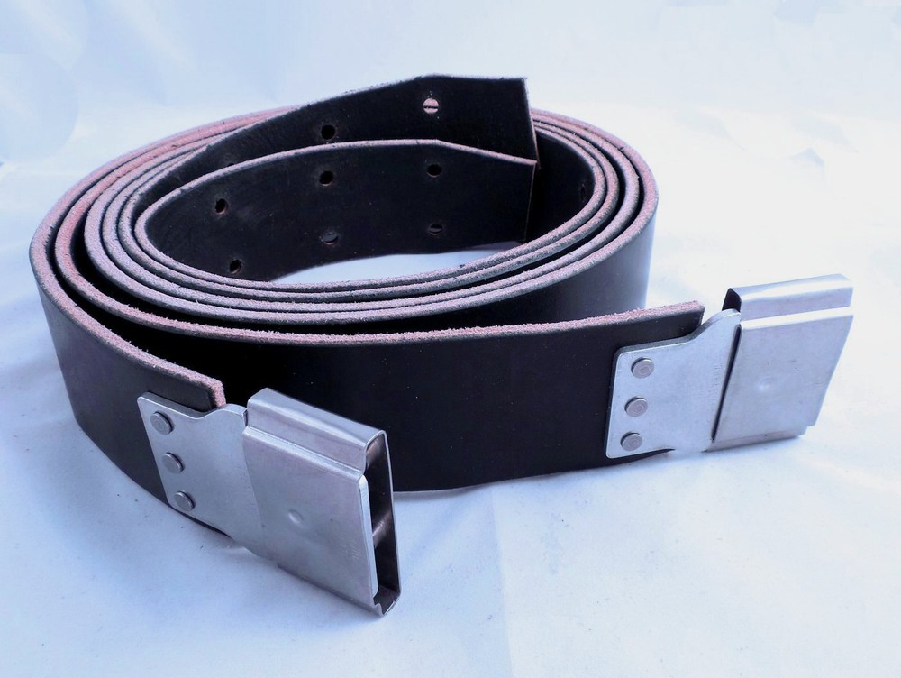 WESTERN STIRRUP LEATHERS 2 1/2 X 66″ USA Handmade BLACK with BUCKLES