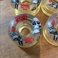 RollerBones Bowl Bombers Quad Skate Wheels 59mm 57mm 103A Clear Skulls