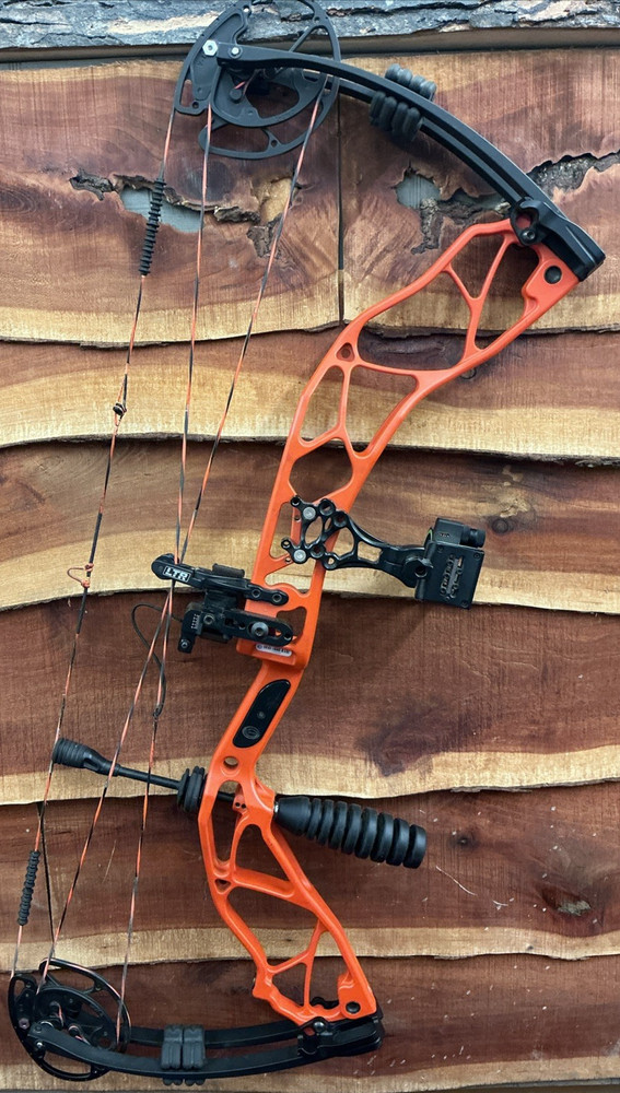 Elite Option 6 50# D/W 28″ D/L Canyon Orange Ready to Shoot Good Condition