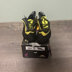 Brand New La Sportiva Miura Climbing Shoe – Men’s Lime 40