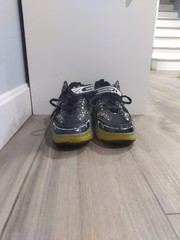 🔥Amazon Wheeles Roller Shoes Only Have Back Wheels.Size 38 .🔥