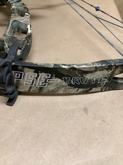 PSE Archery Brute LT RH Draw DL: 29” DW: 60# Compound Bow In Case – Camo/Black