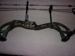 Bear Archery Cruzer G-2 Left Hand Compound Bow NICE