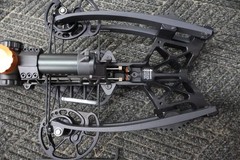 Ravin R500E Crossbow kit electric drive with 14 bolts case battery and charger