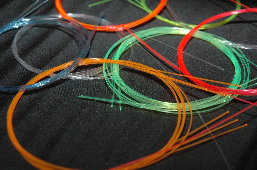Bow FIBER OPTICS Per 1 foot++ Strand .019″ Dia. for Archery Bow Sights