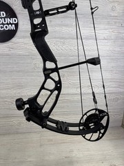 Used PSE Evolve DS 30 24.5-30 Black Right Handed