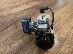 NOS NEW Zenoah G2D KALT KG-22 G-23 1.37 Cubic Inch Magneto Ignition Engine